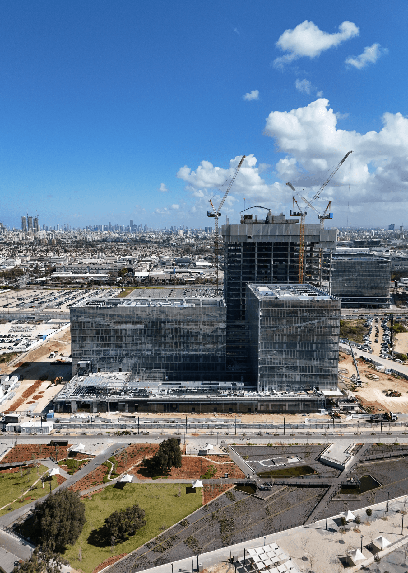 קומפלקס משרדים הפניקס במתחם ה-1,000