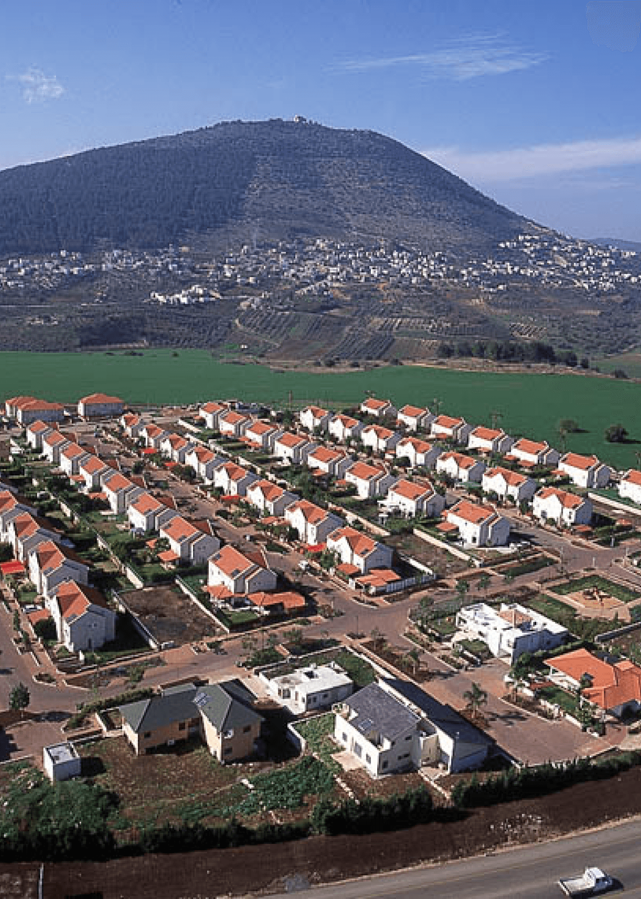 שכונת קוטג'ים, כפר תבור